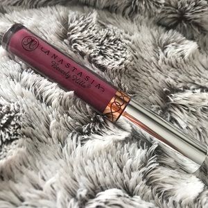 Anastasia Beverly Hills Liquid Lipstick catnip